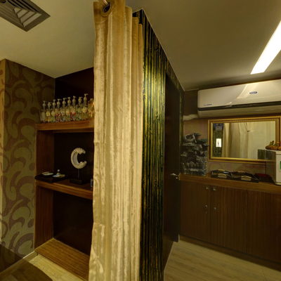 Massage & Facial Treatment Room