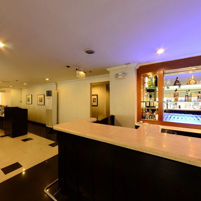 Bar & Dining Area