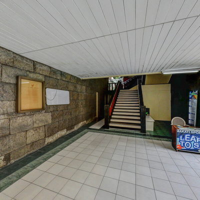 Hallway (1st Floor)