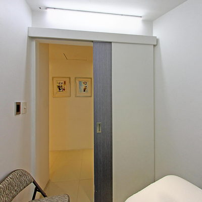 Clinic Room 2