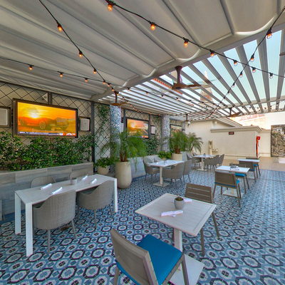 Right Side Dining Area