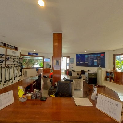 Quo Vadis Dive Center