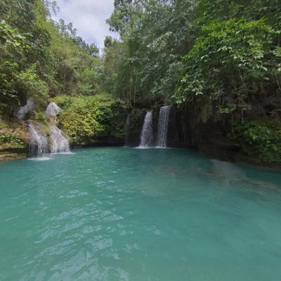 Kawasan Falls