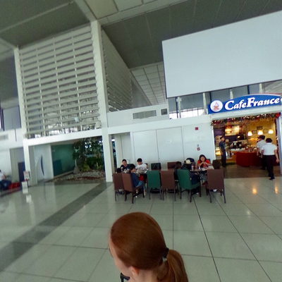 Coffee Shop / Waiting Lounge