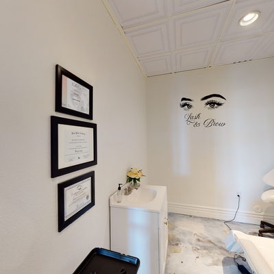 Eyelash & Brow Extension Area