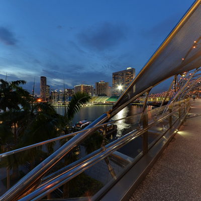 Way to The Shoppes at Marina Bay Sands