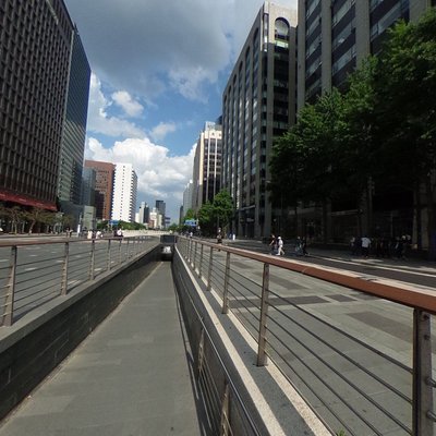 Entrance to Cheonggyecheon Stream