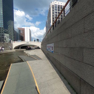 Cheonggyecheon Stream