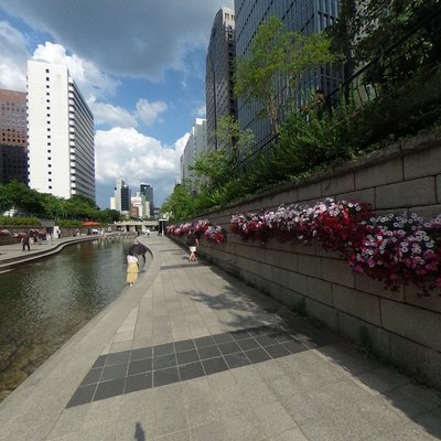Cheonggyecheon Stream