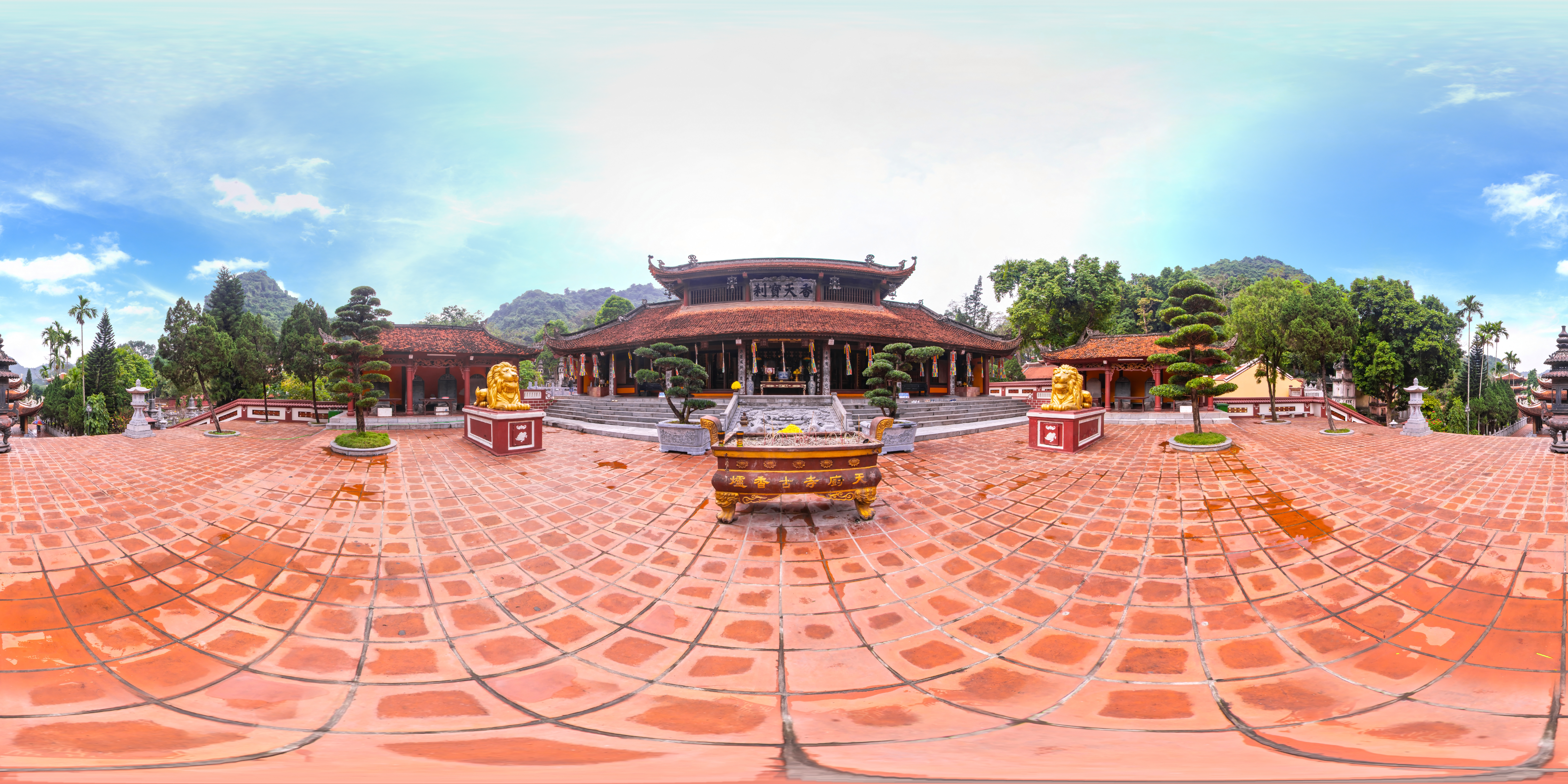 Thien Tru Pagoda Facade