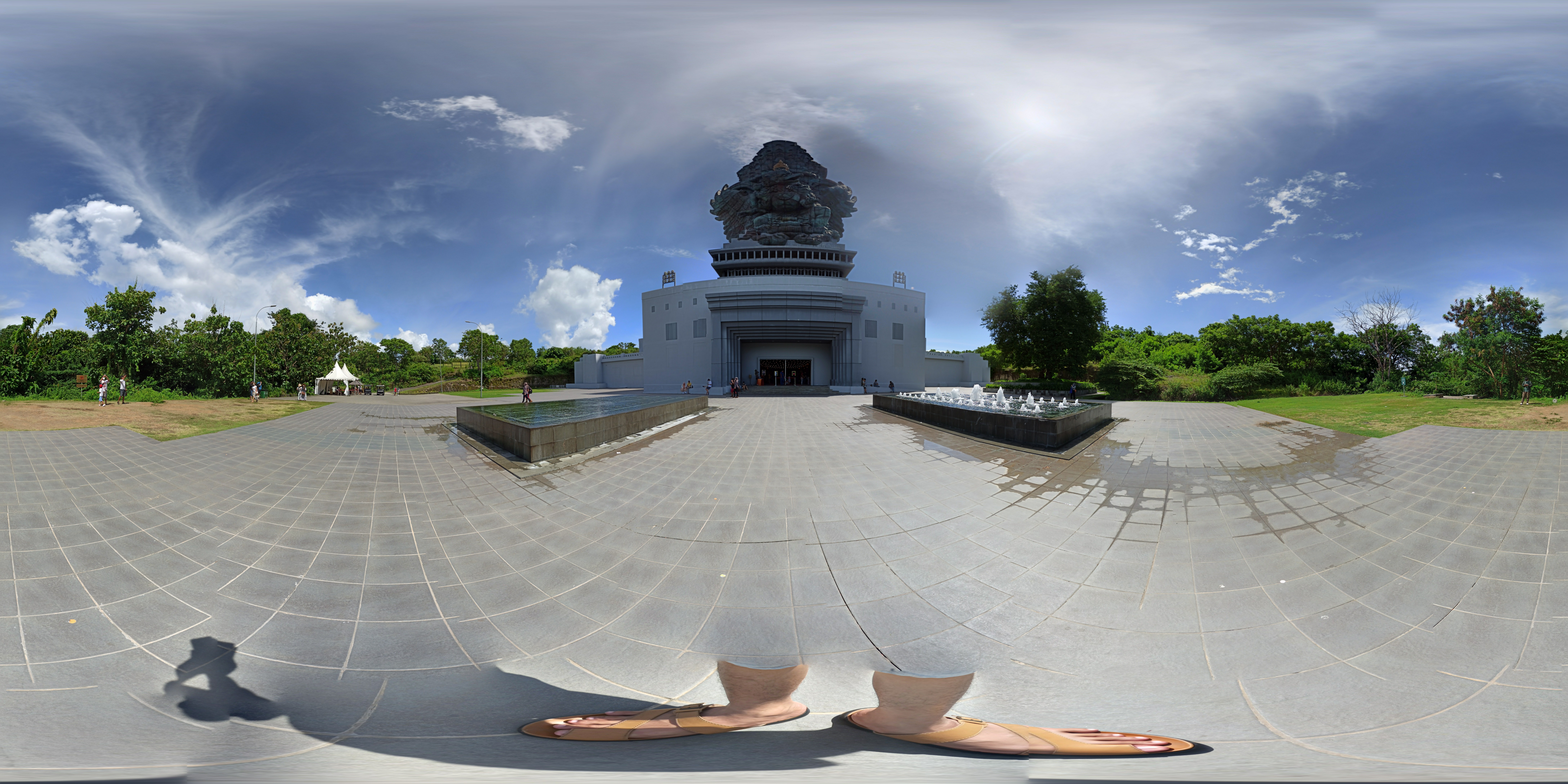 Garuda Vishnu Statue