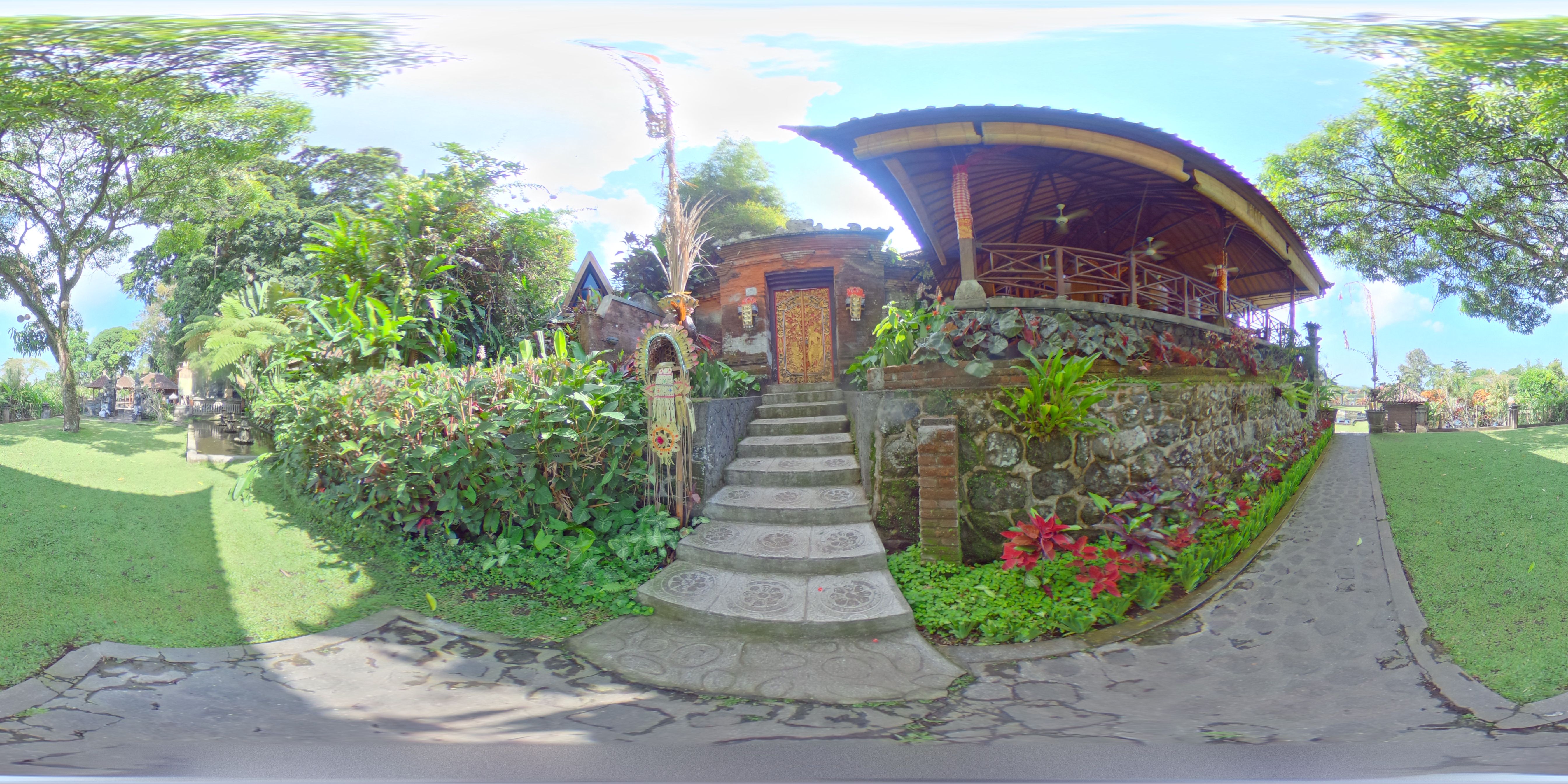 Entrance to Tirta Ayu