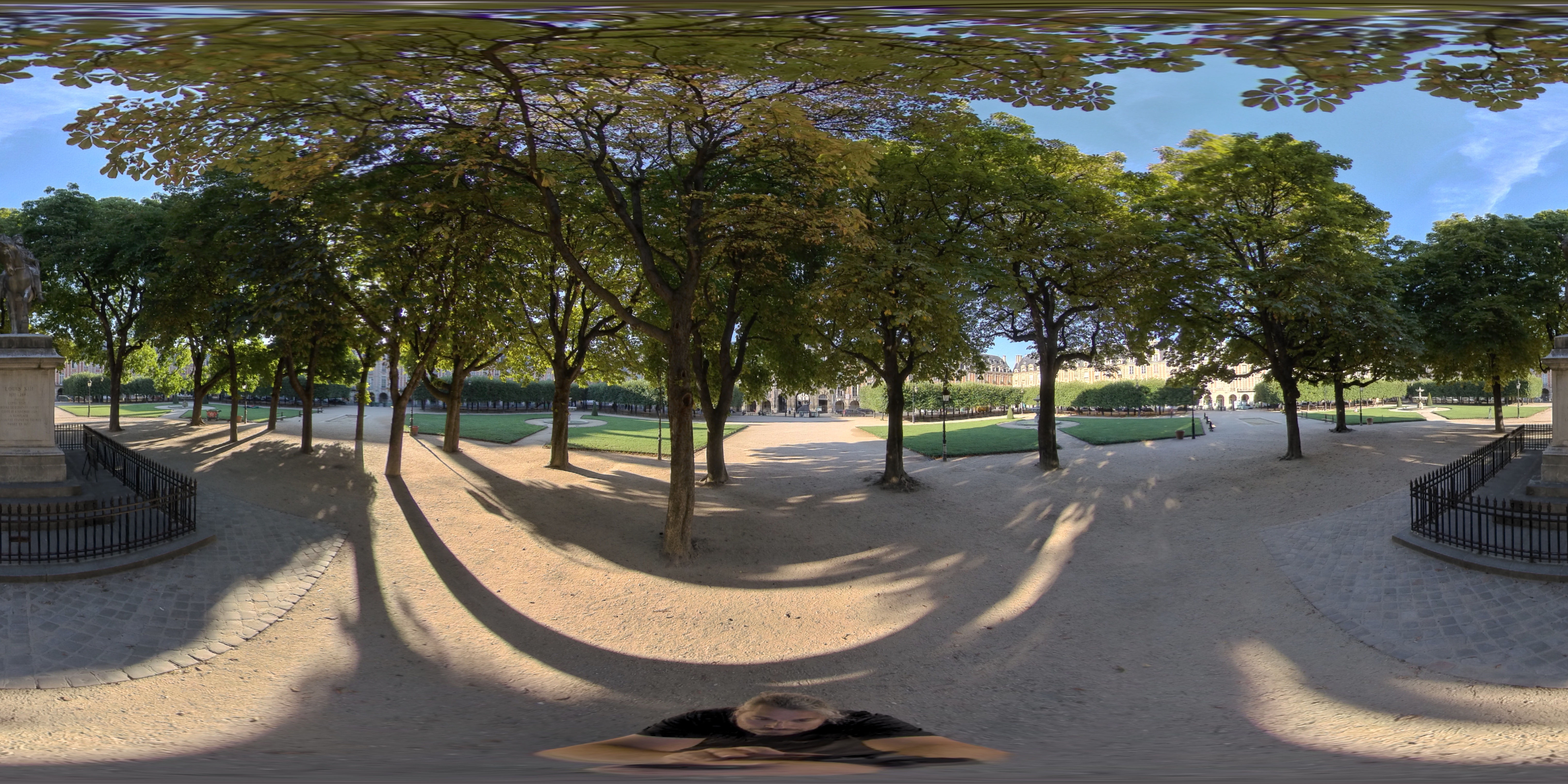 Statue of Louis XIII