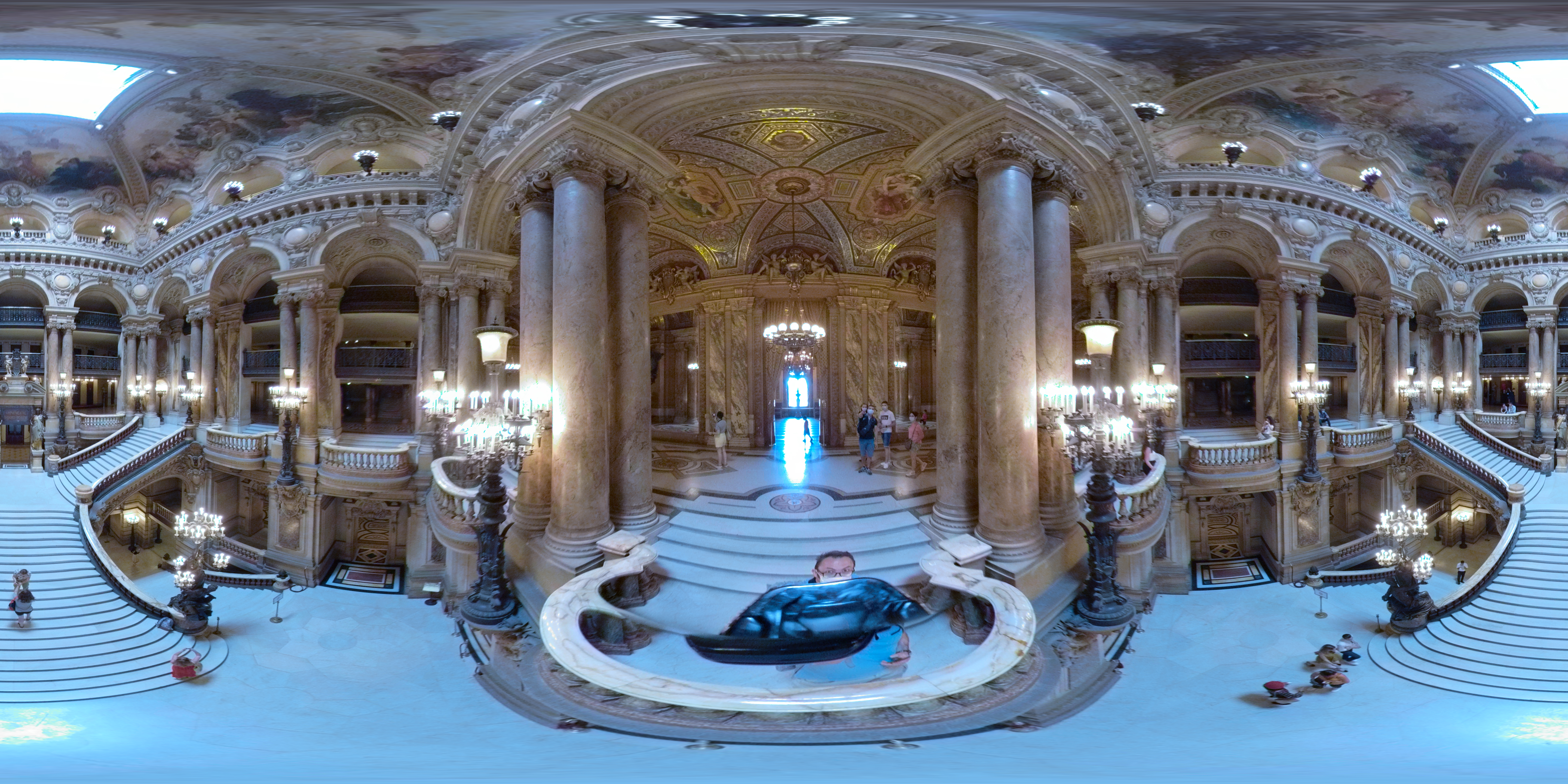 2nd Floor / Lobby Overview