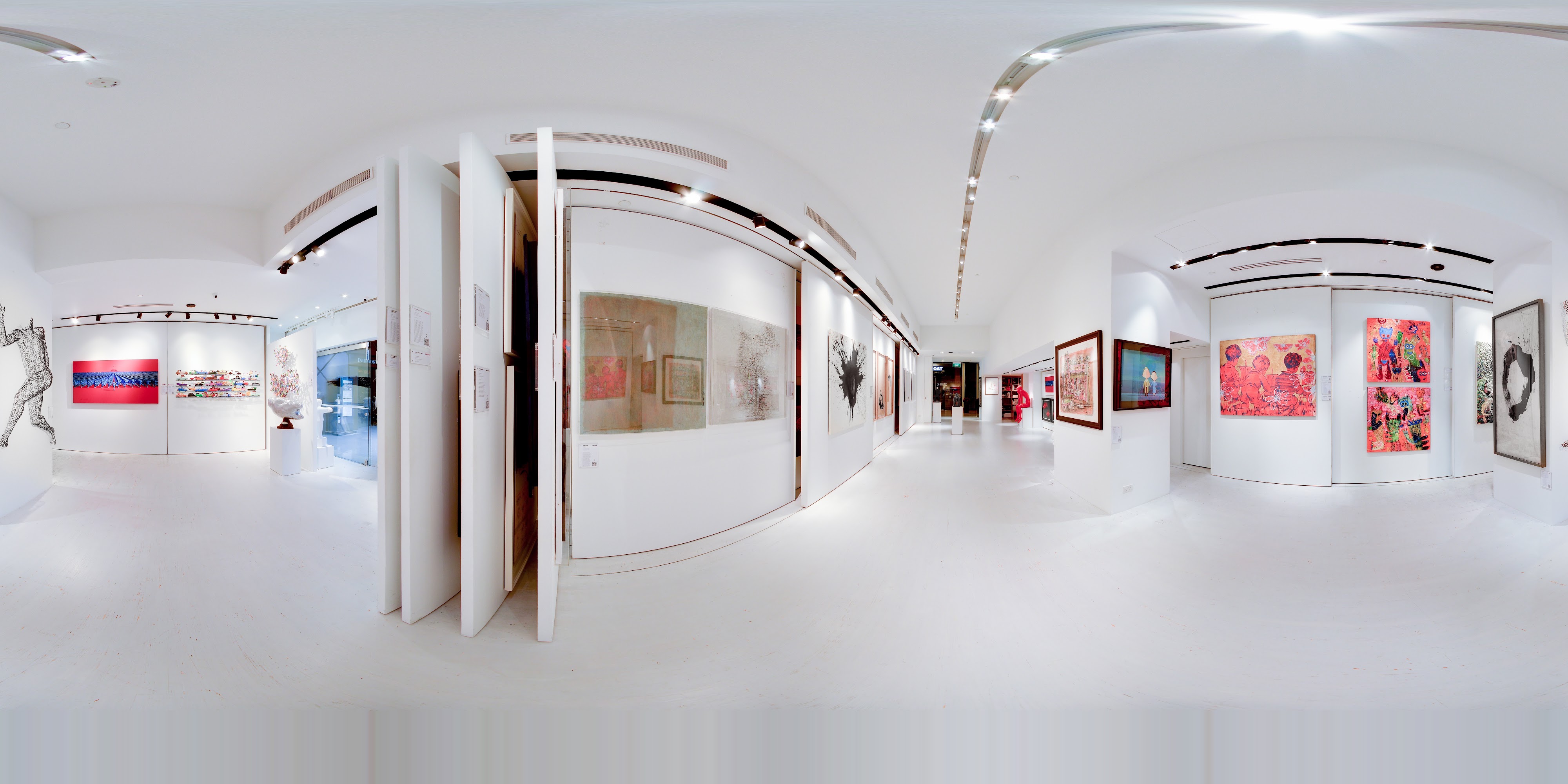 Art Gallery Inside Curved Walled Space