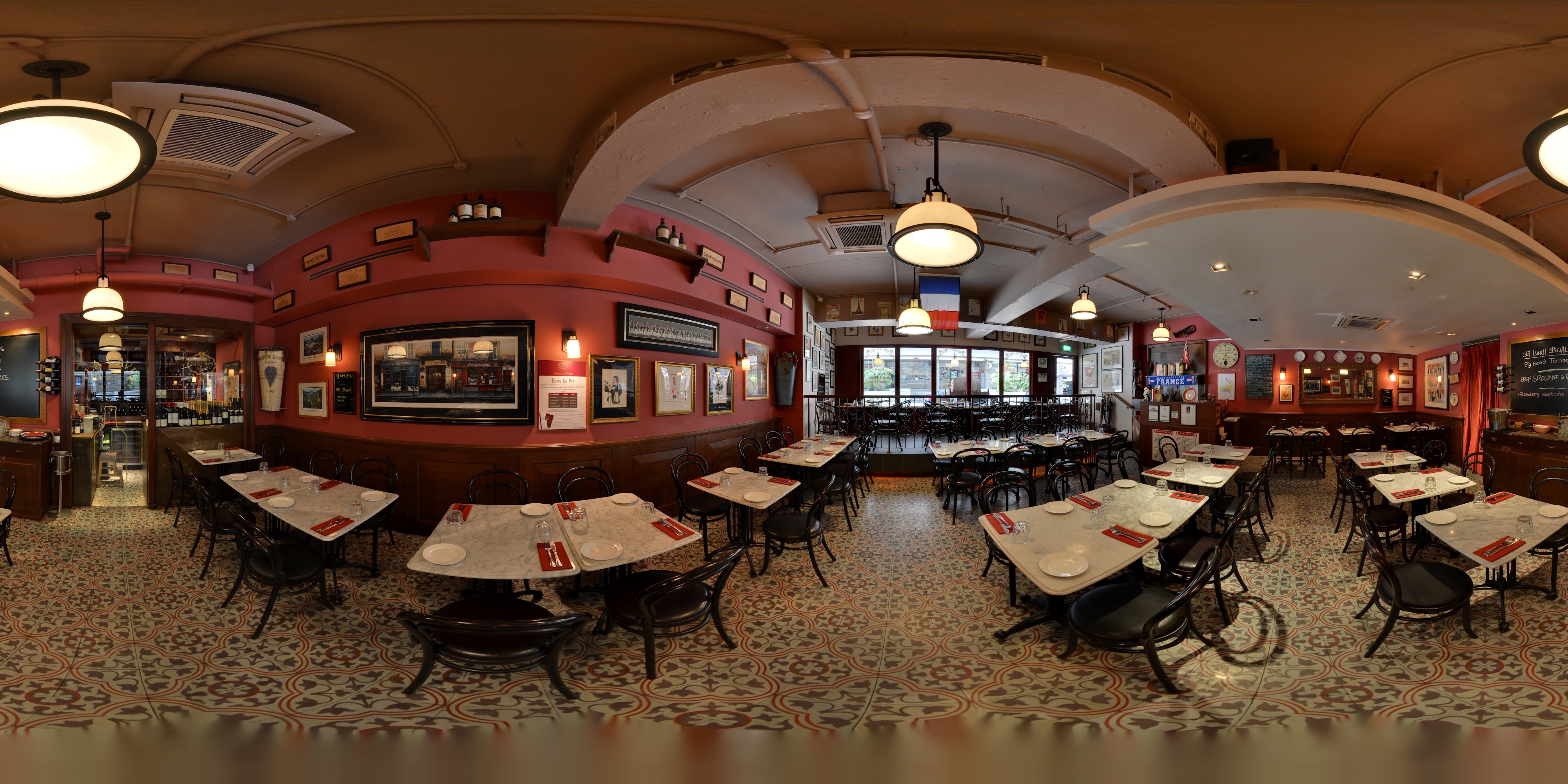 Classic Elegant Restaurant Interior