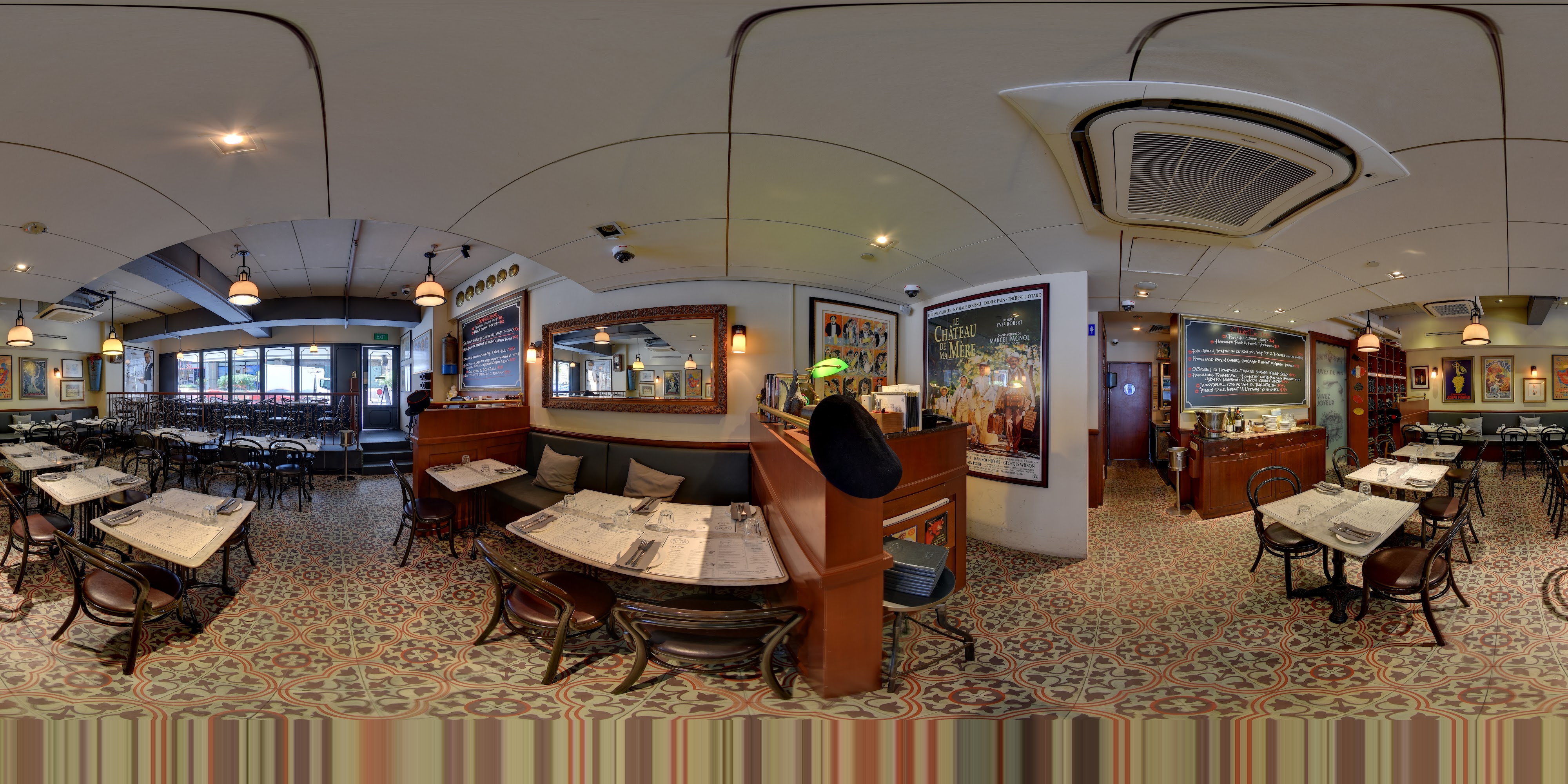 Elegant Dining Interior Decor