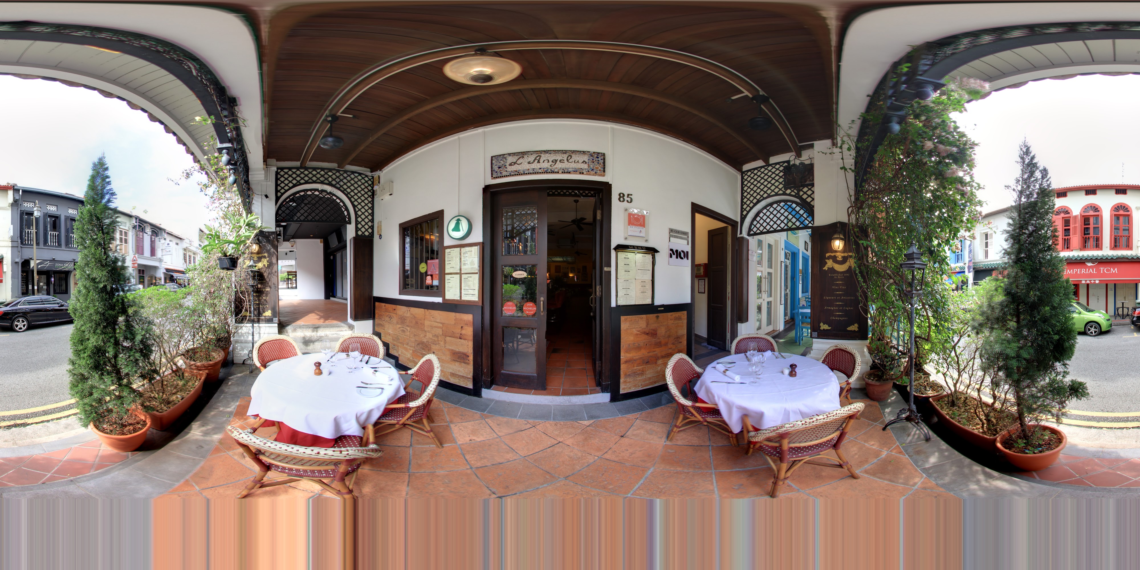 Charming Streetfront Restaurant Entrance