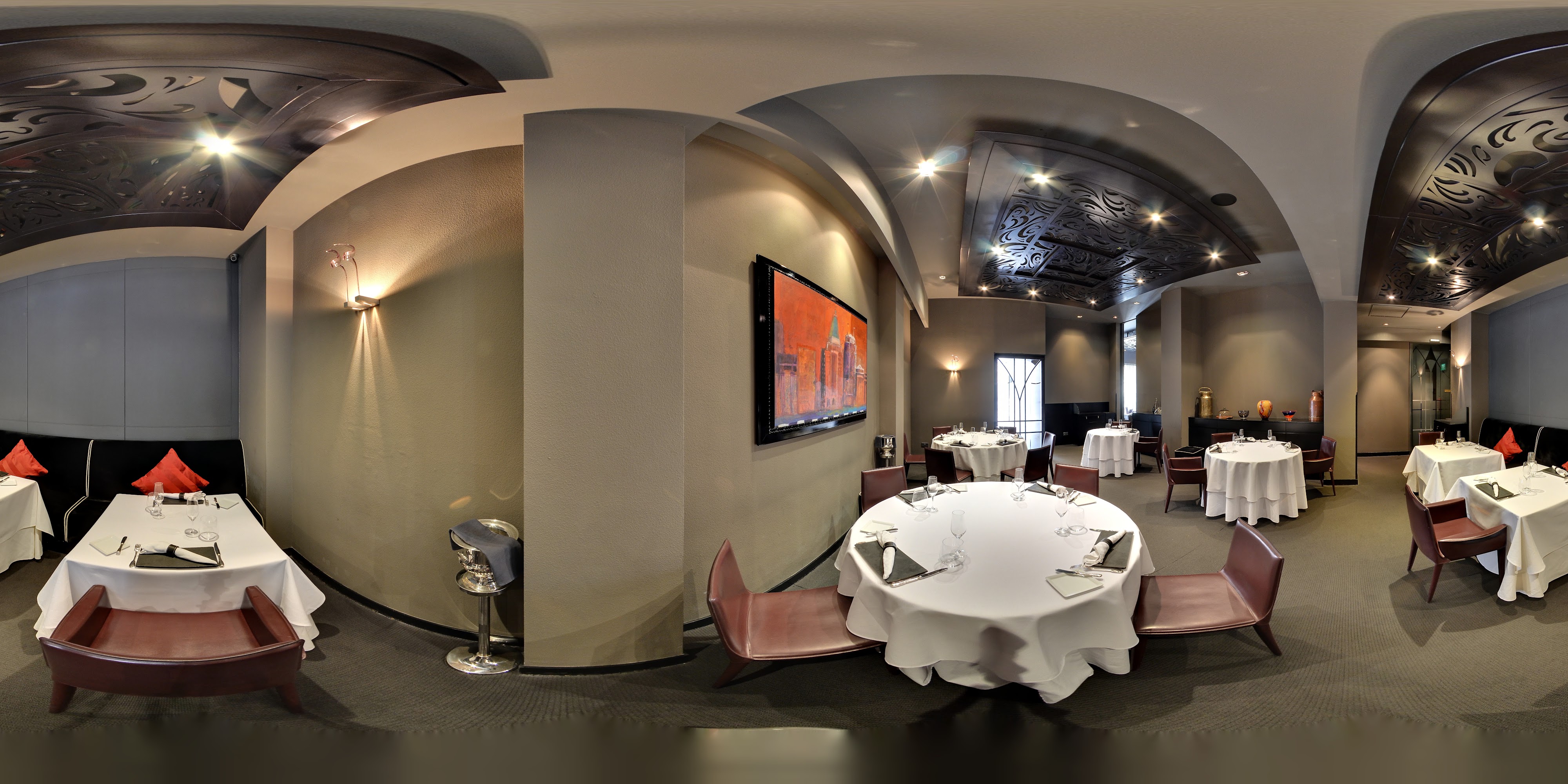 Modern Elegant Dining Interior