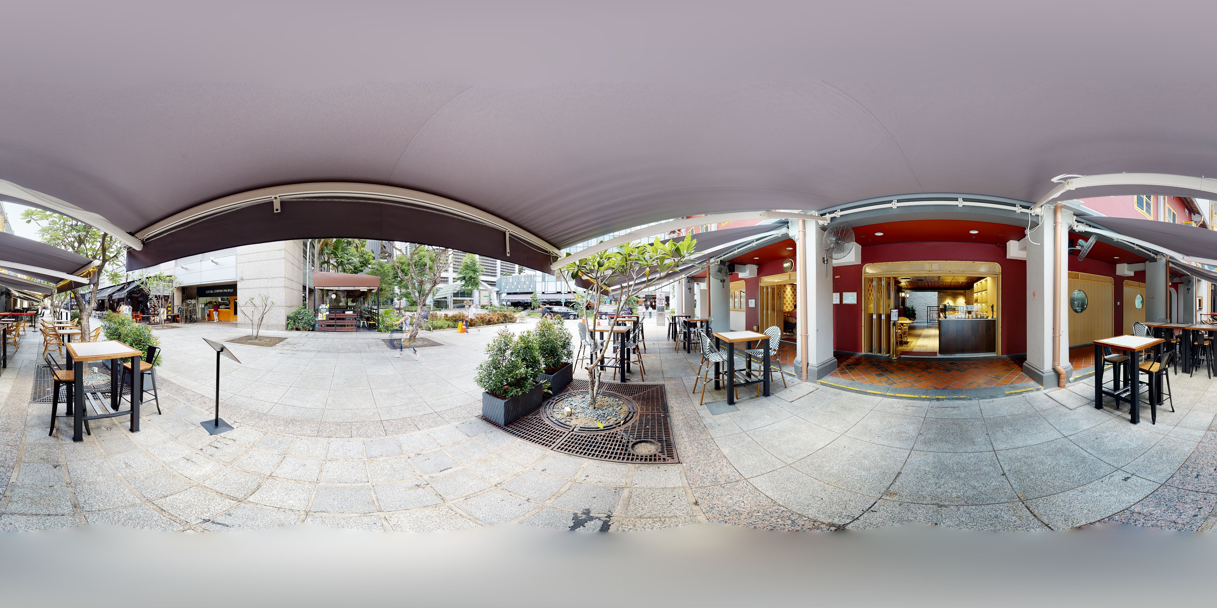 Charming Outdoor Dining Area