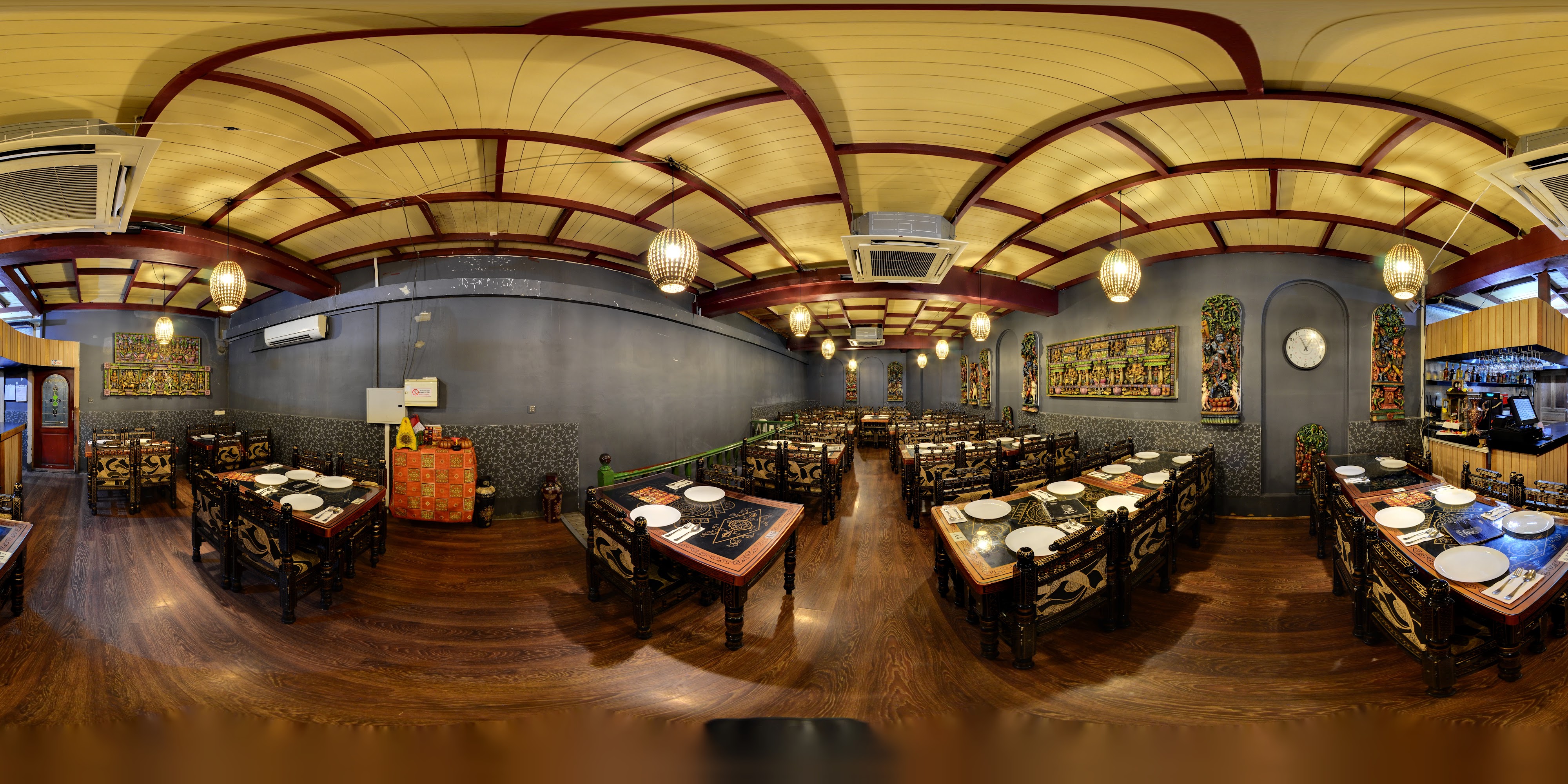 Traditional Elegant Dining Pavilion