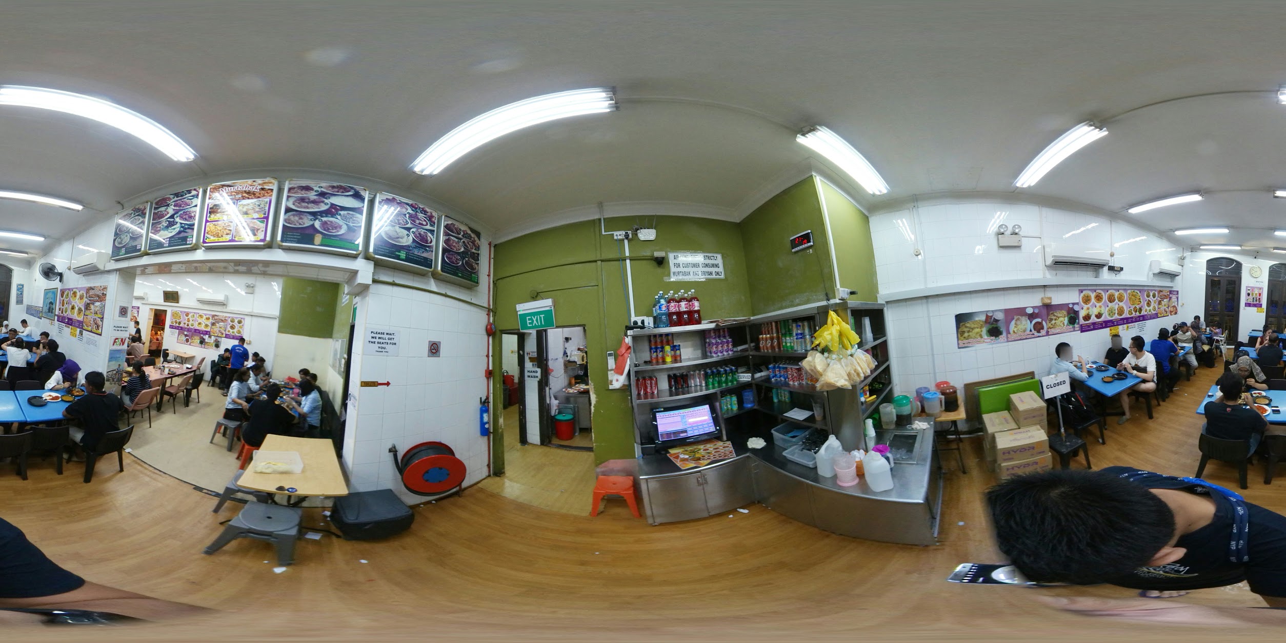 Spacious, Chic, Active Dining Space