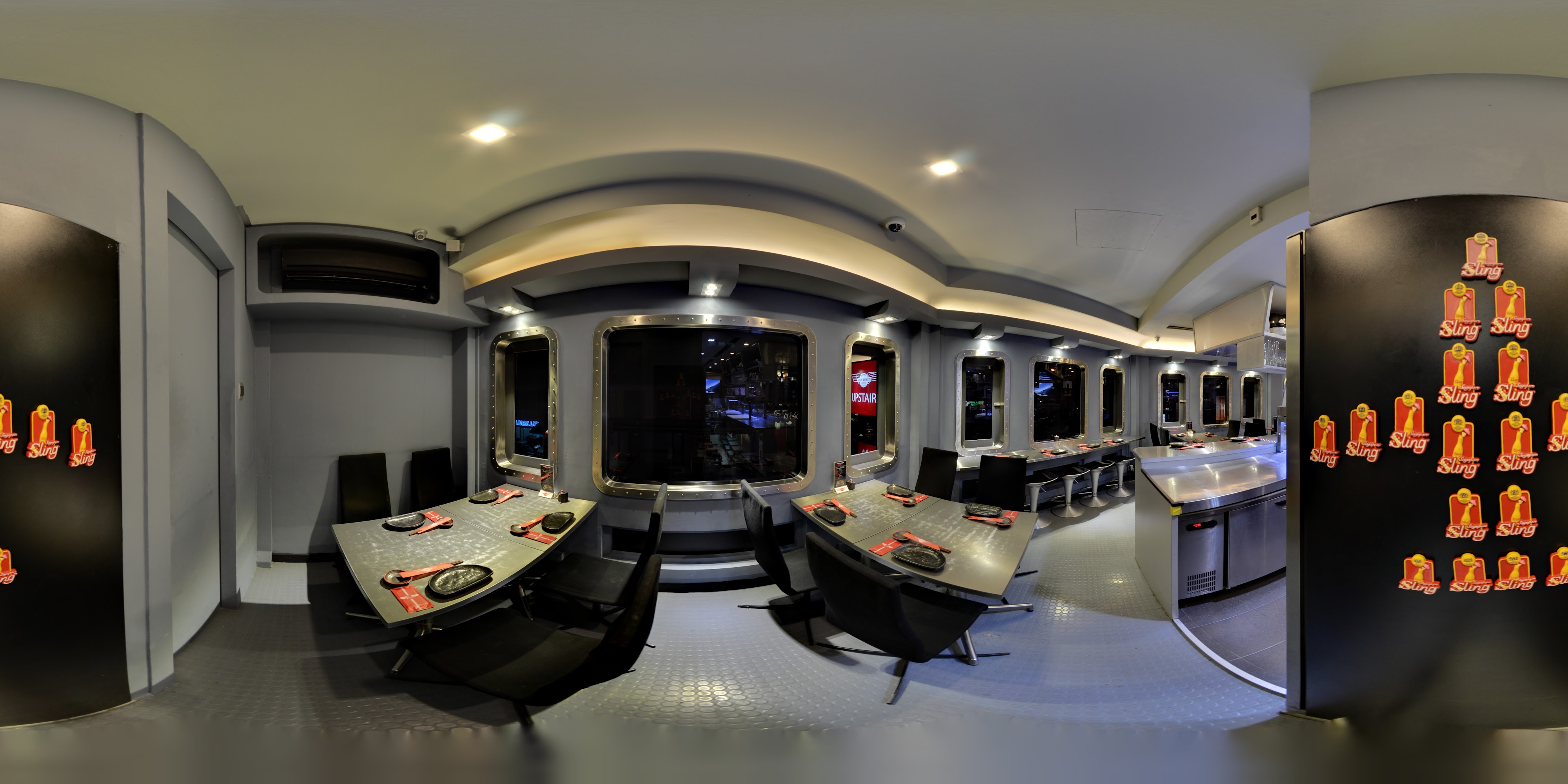 Fly-In Restaurant Dining Area