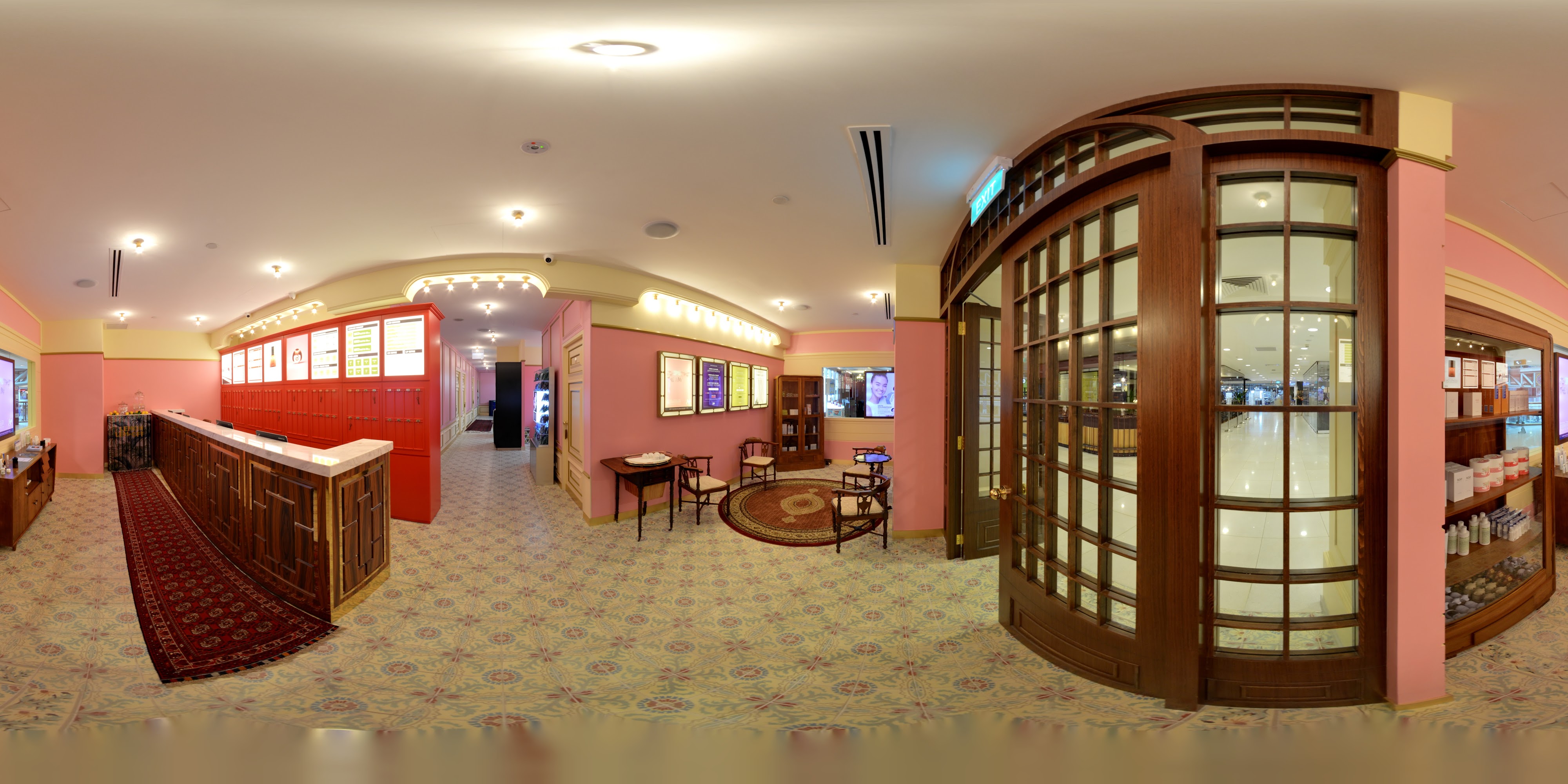 Elegant Indoor Shopping Arcade