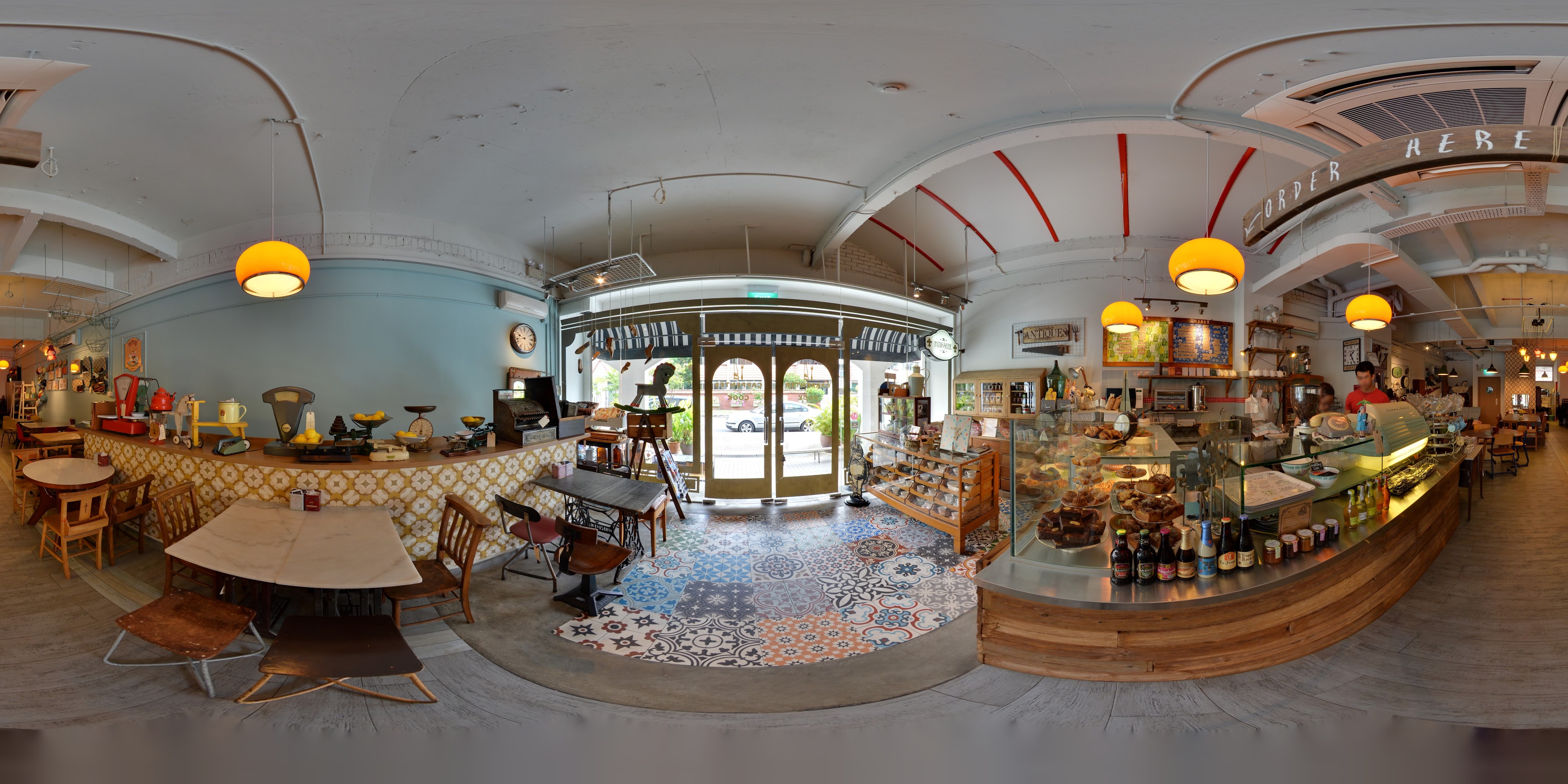 Eclectic Café Interior Showcase