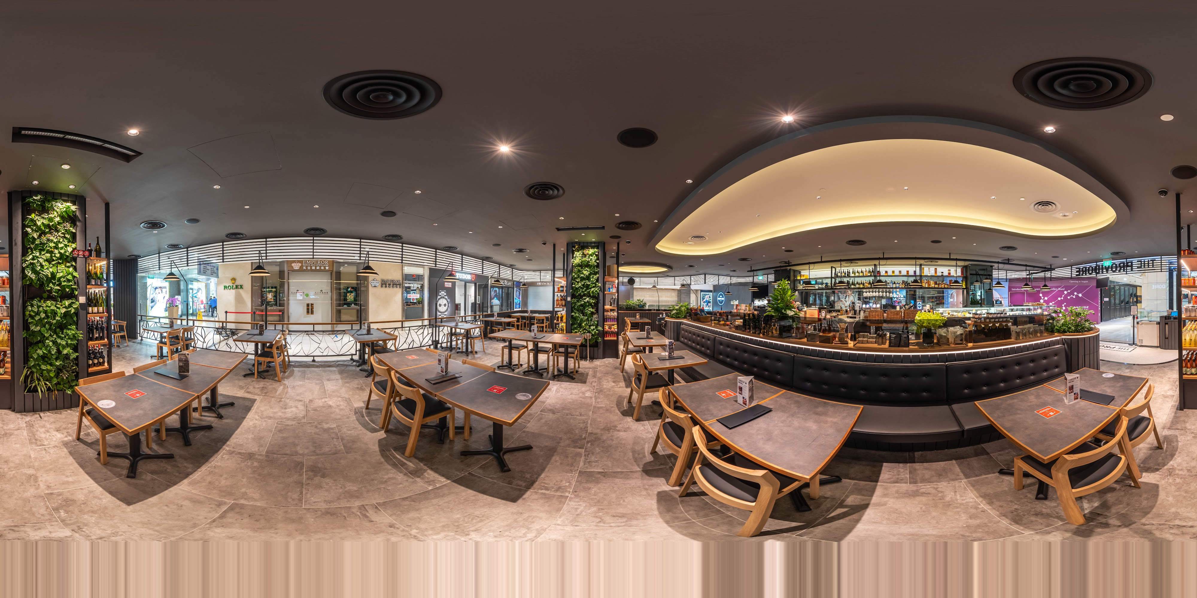 Modern Dining and Cocktail Bar