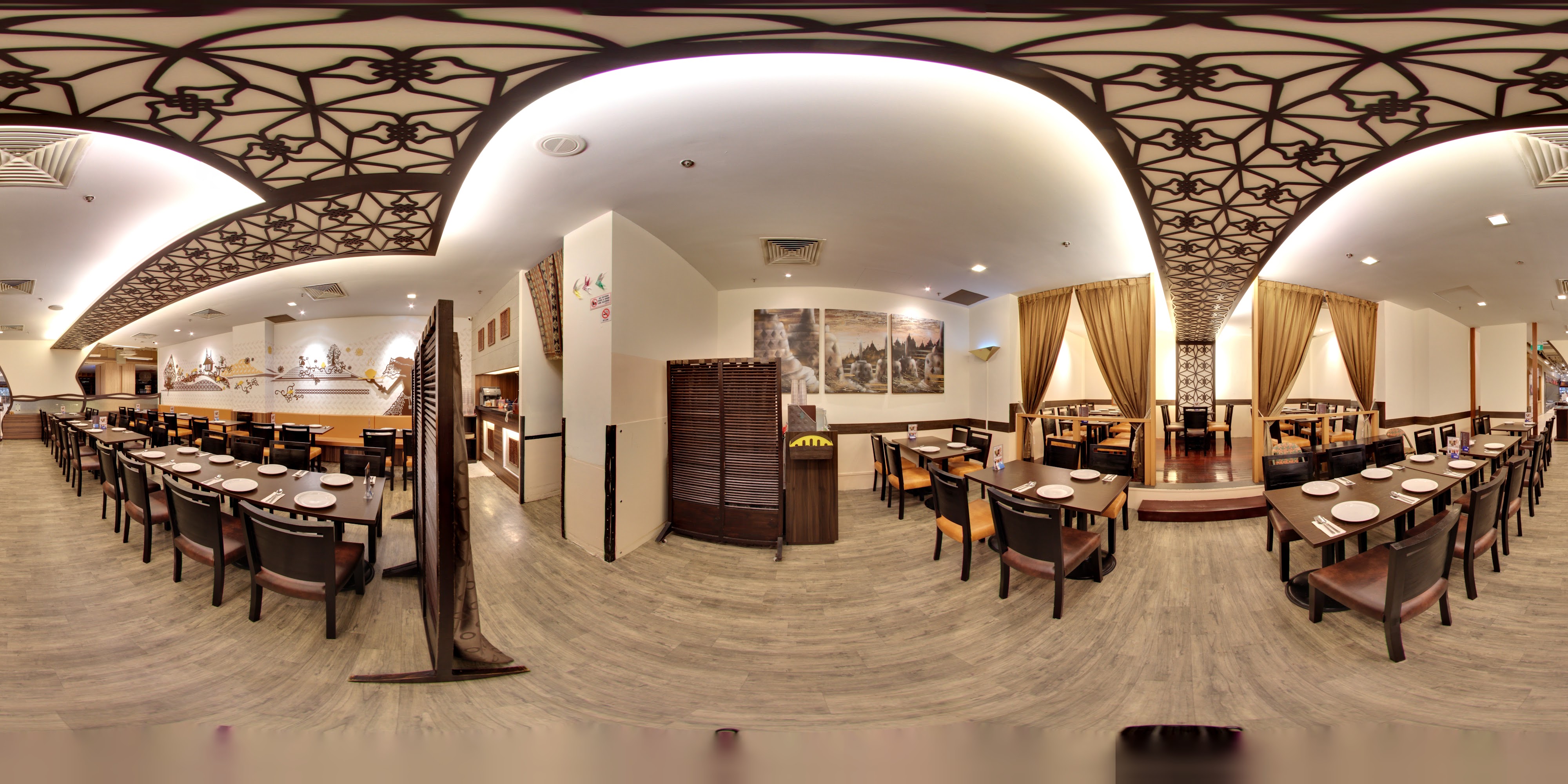 Elegant Indonesian Restaurant Interior