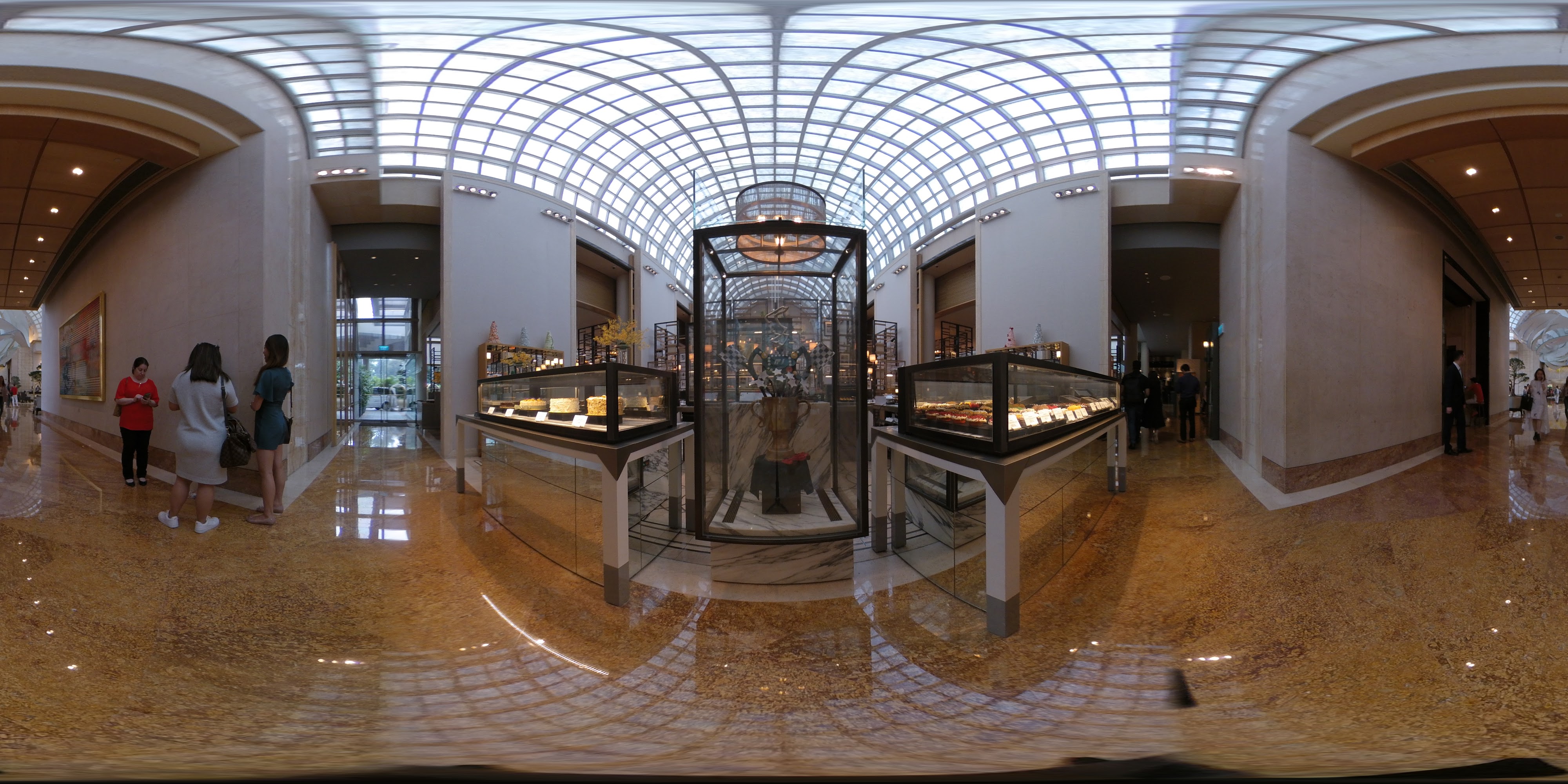 Luxury Jewelry Display Showcase.