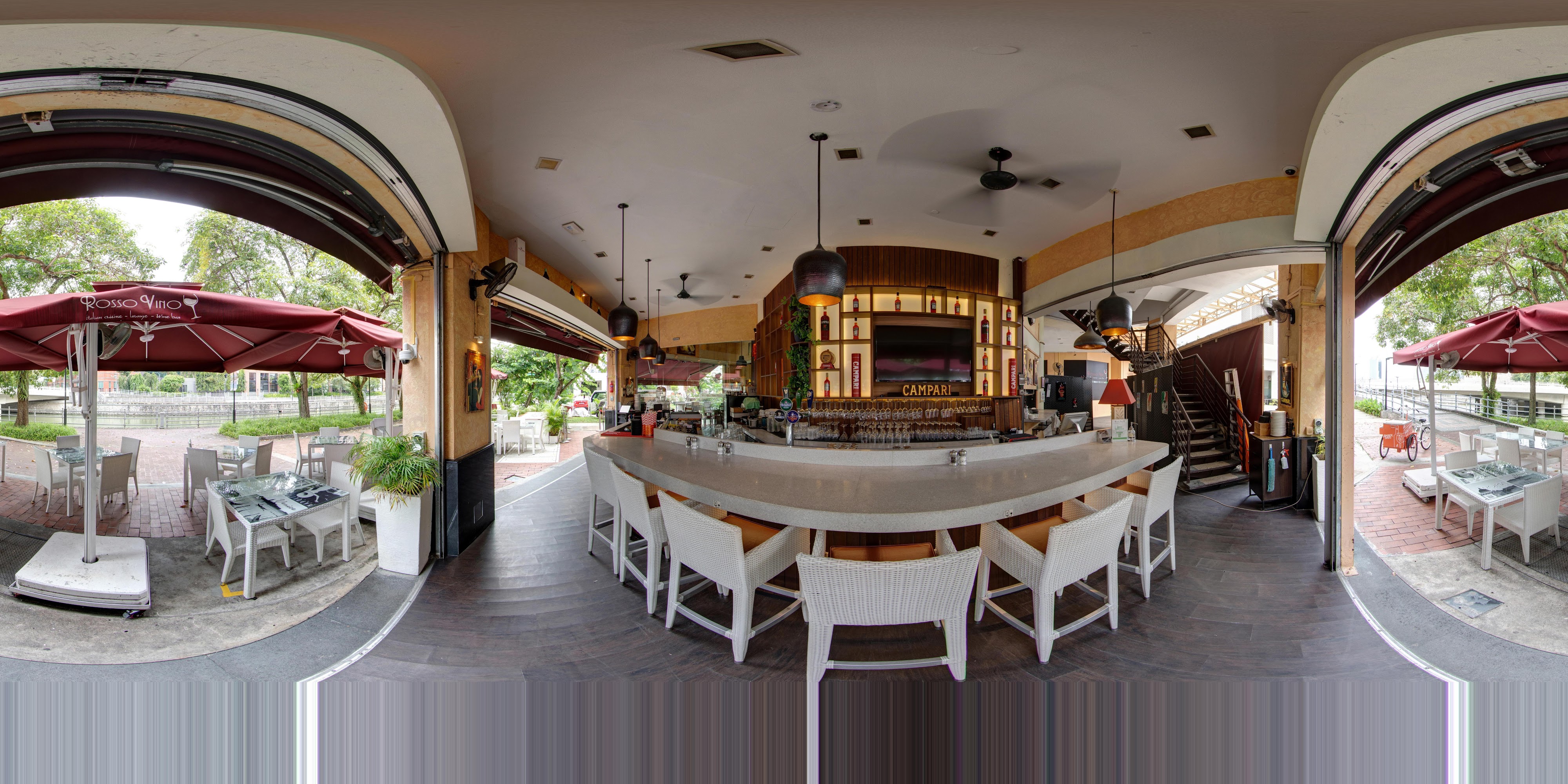 Outdoor Dining and Lounge Bar