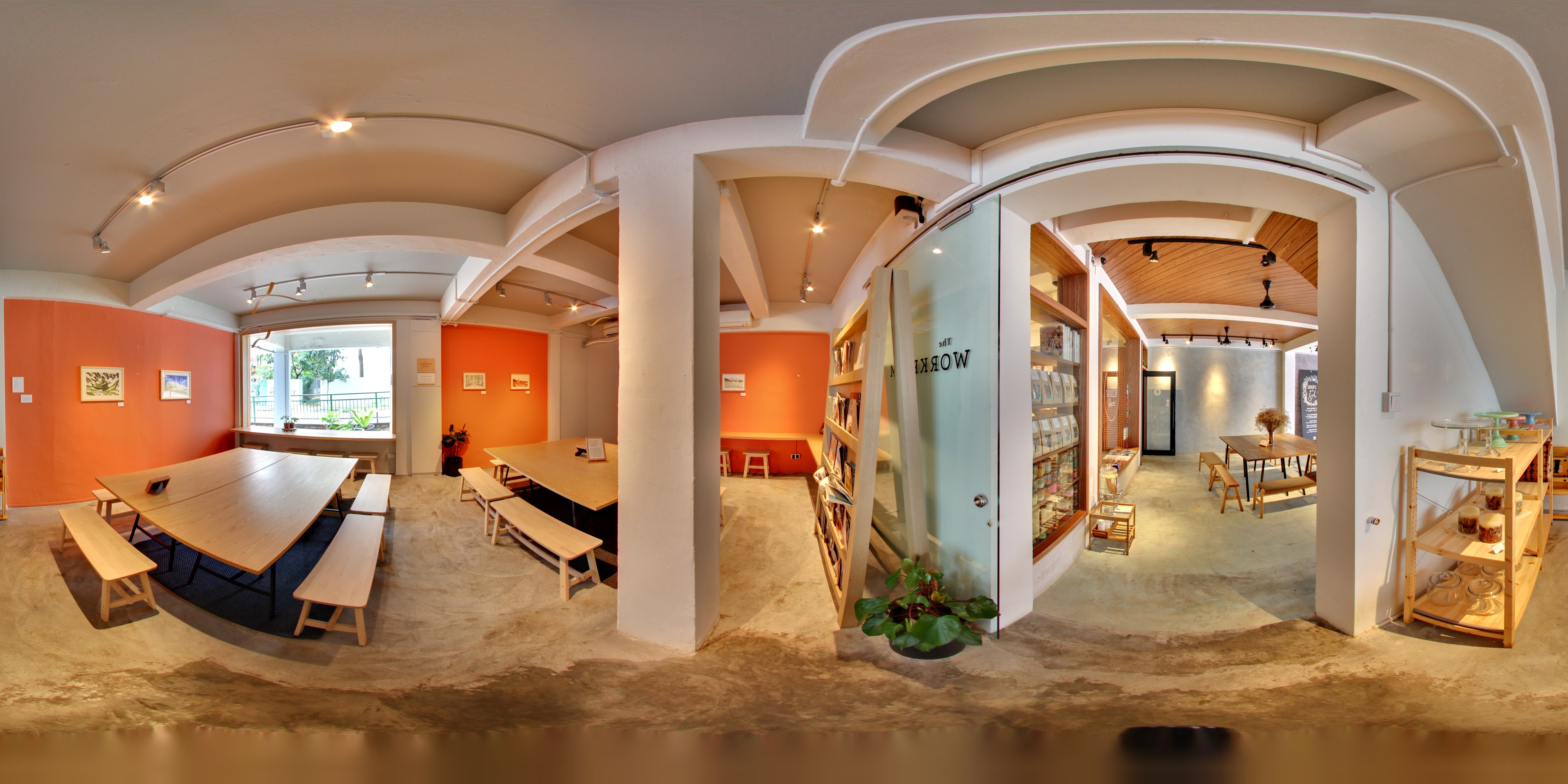 Charming Cafe's Interior layout