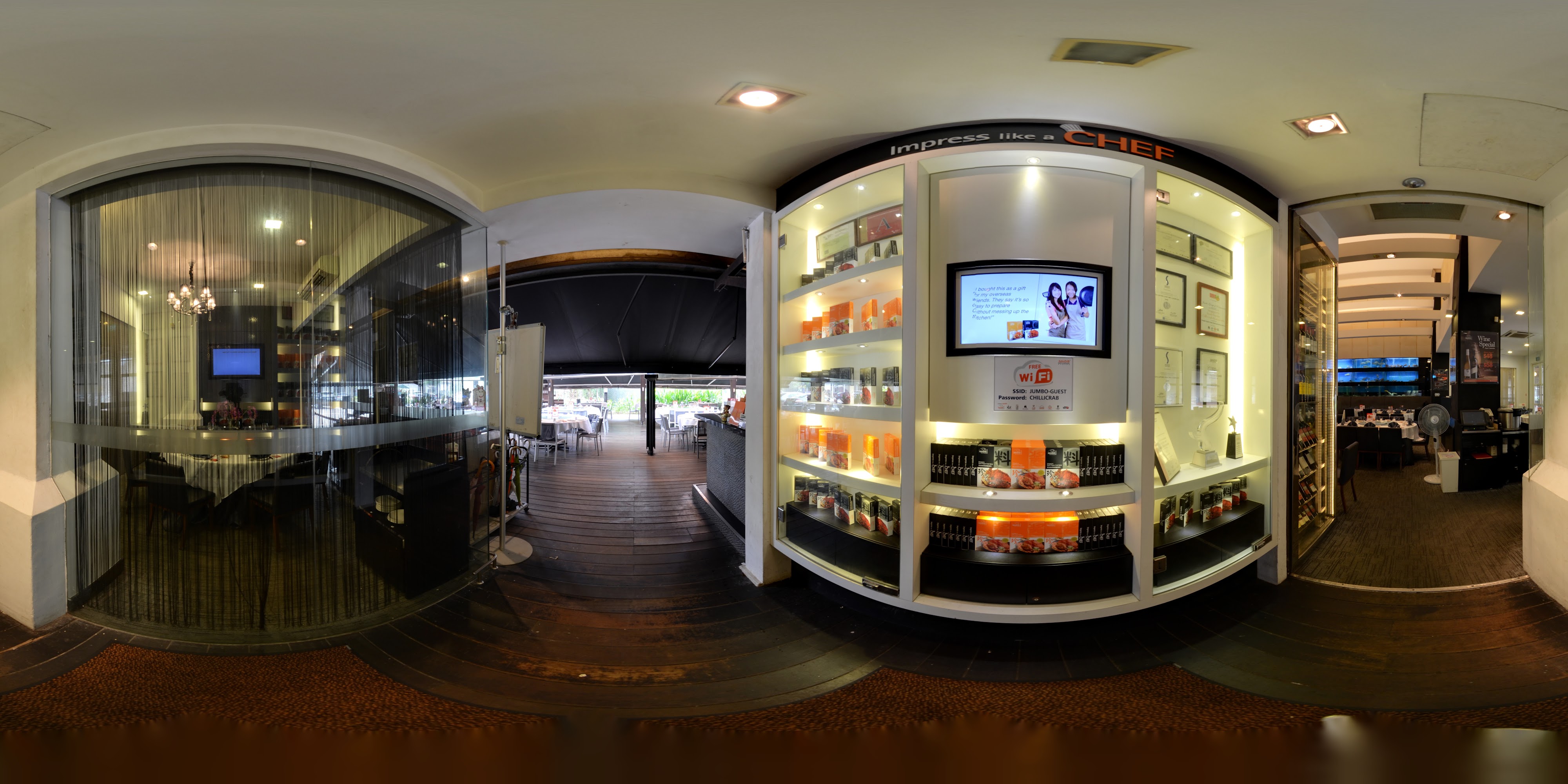 Upscale Seafood Dining Experience