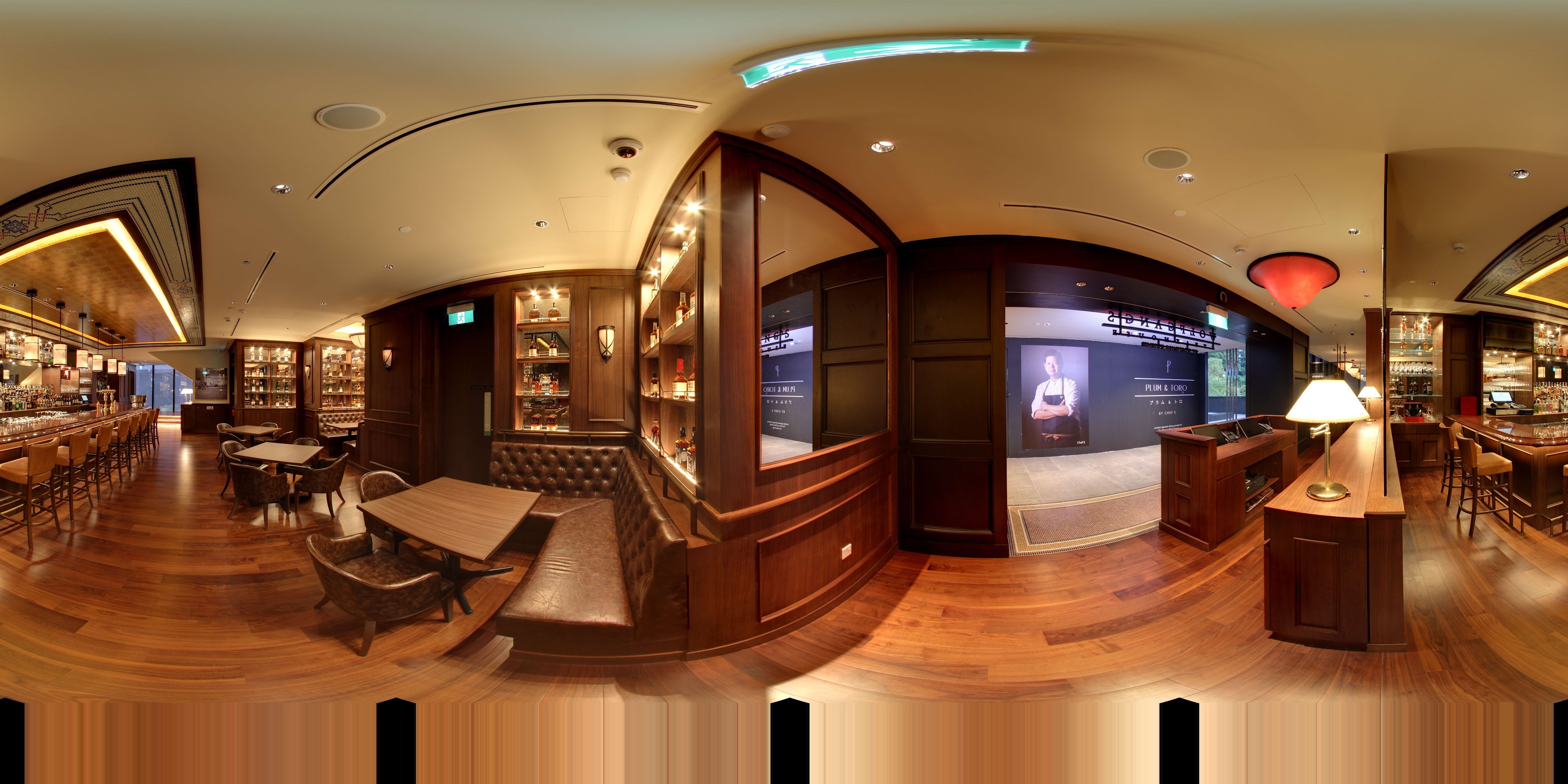 Elegant Upscale Dining Setting