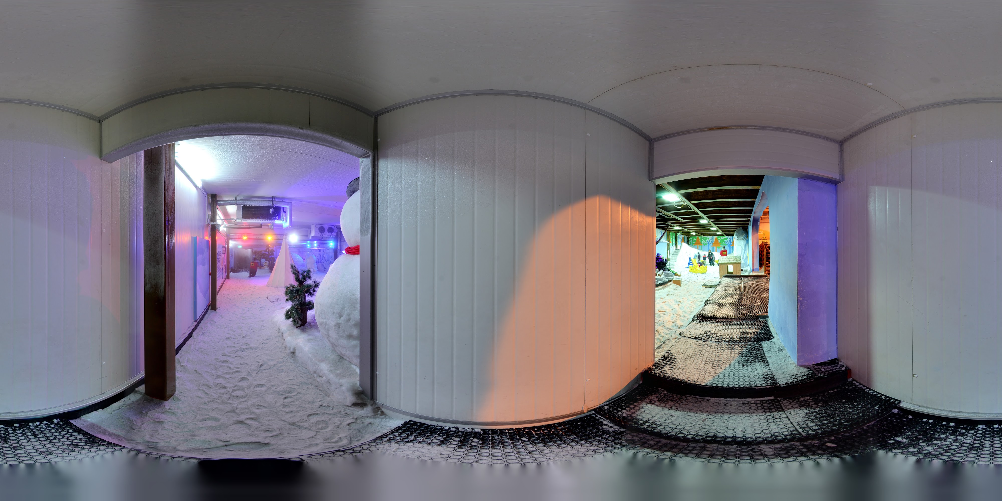 Winter Wonderland Indoor Tunnel