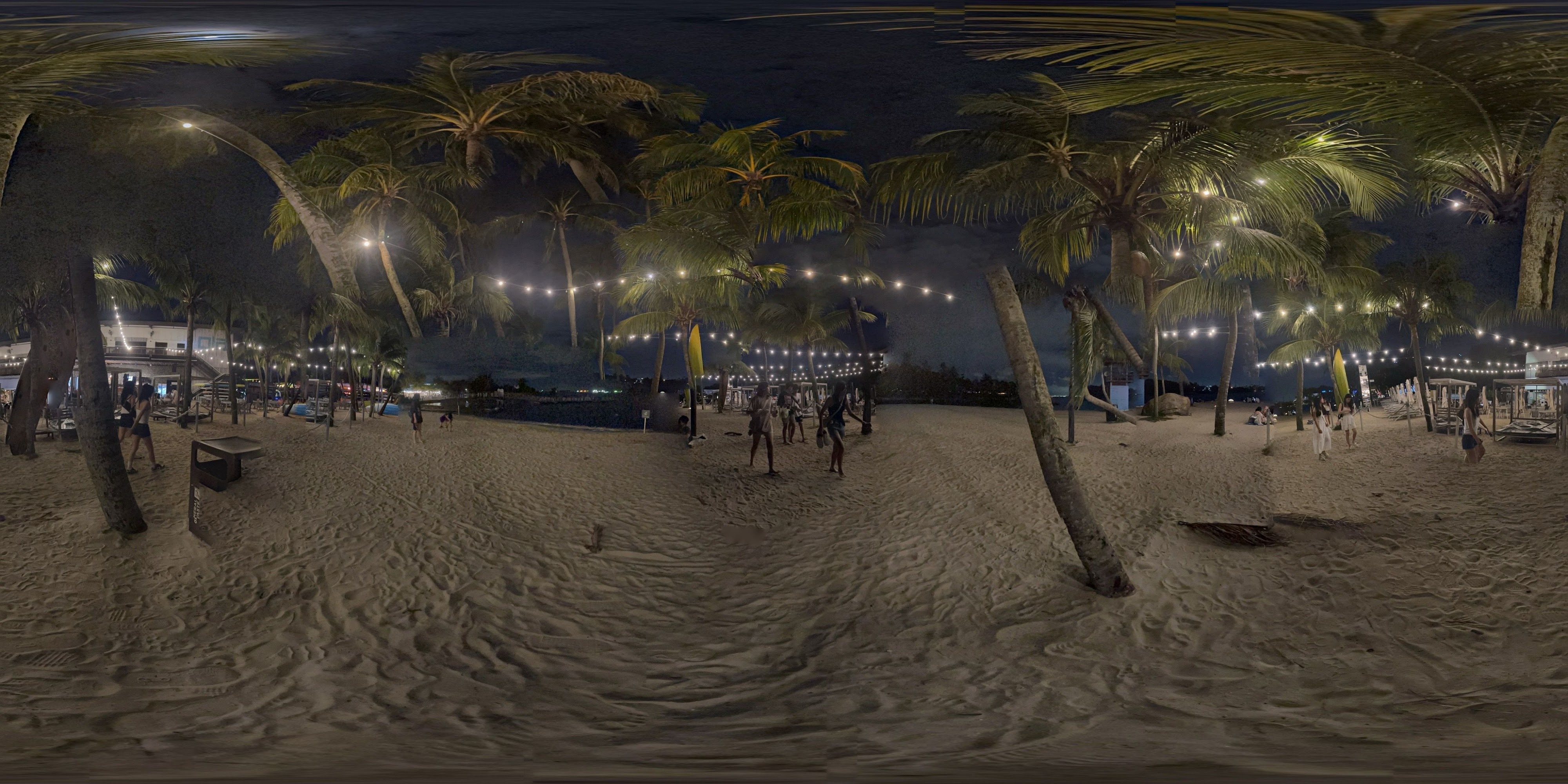 Night Beach Entertainment Lively