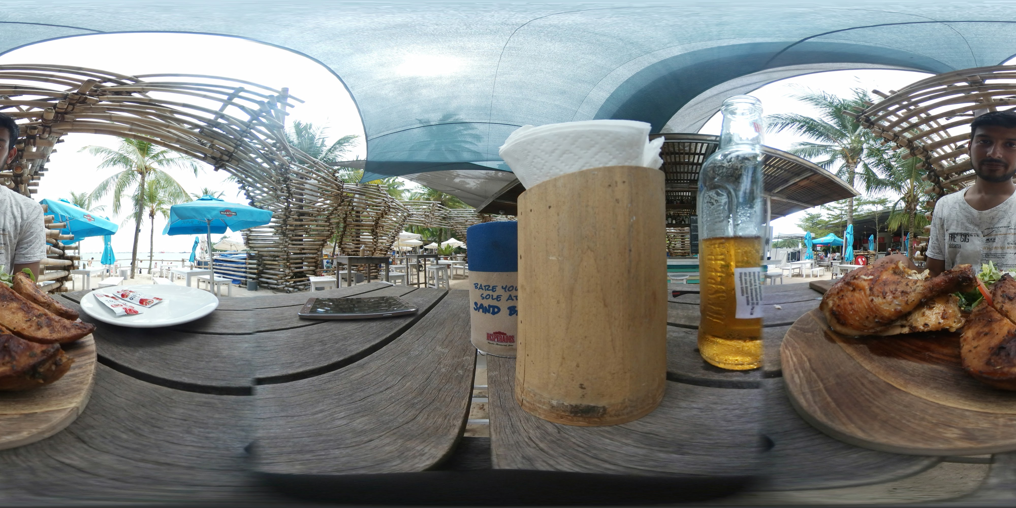 Beachside Dining and Relaxation