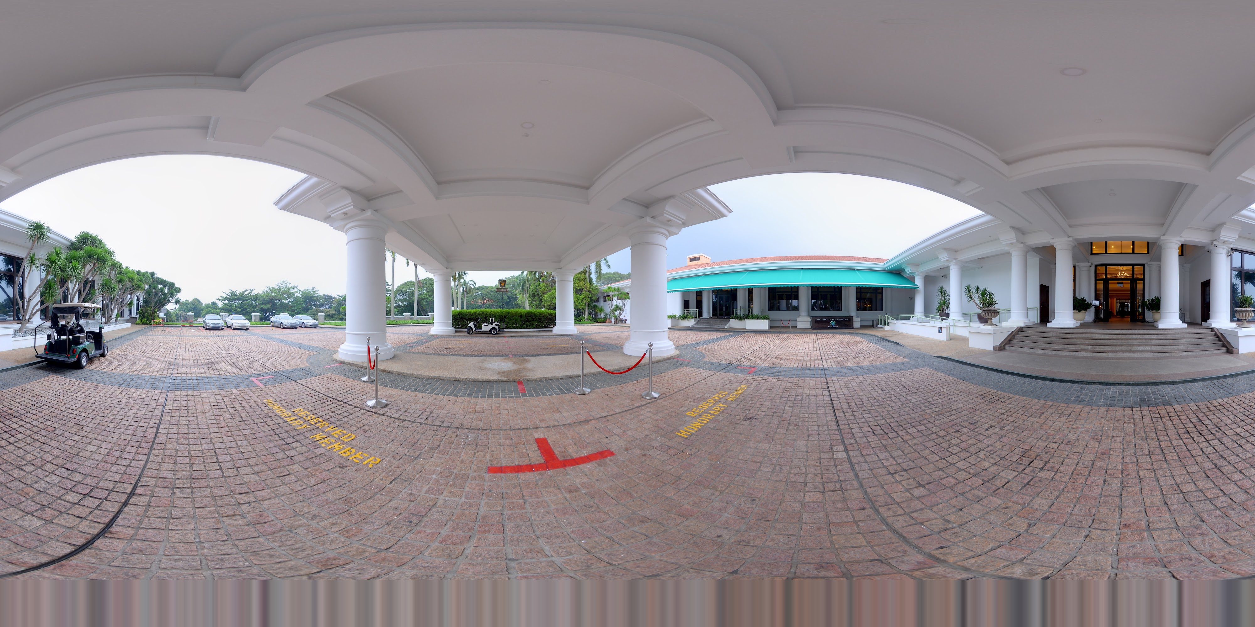 Elegant Pillared Entrance Plaza