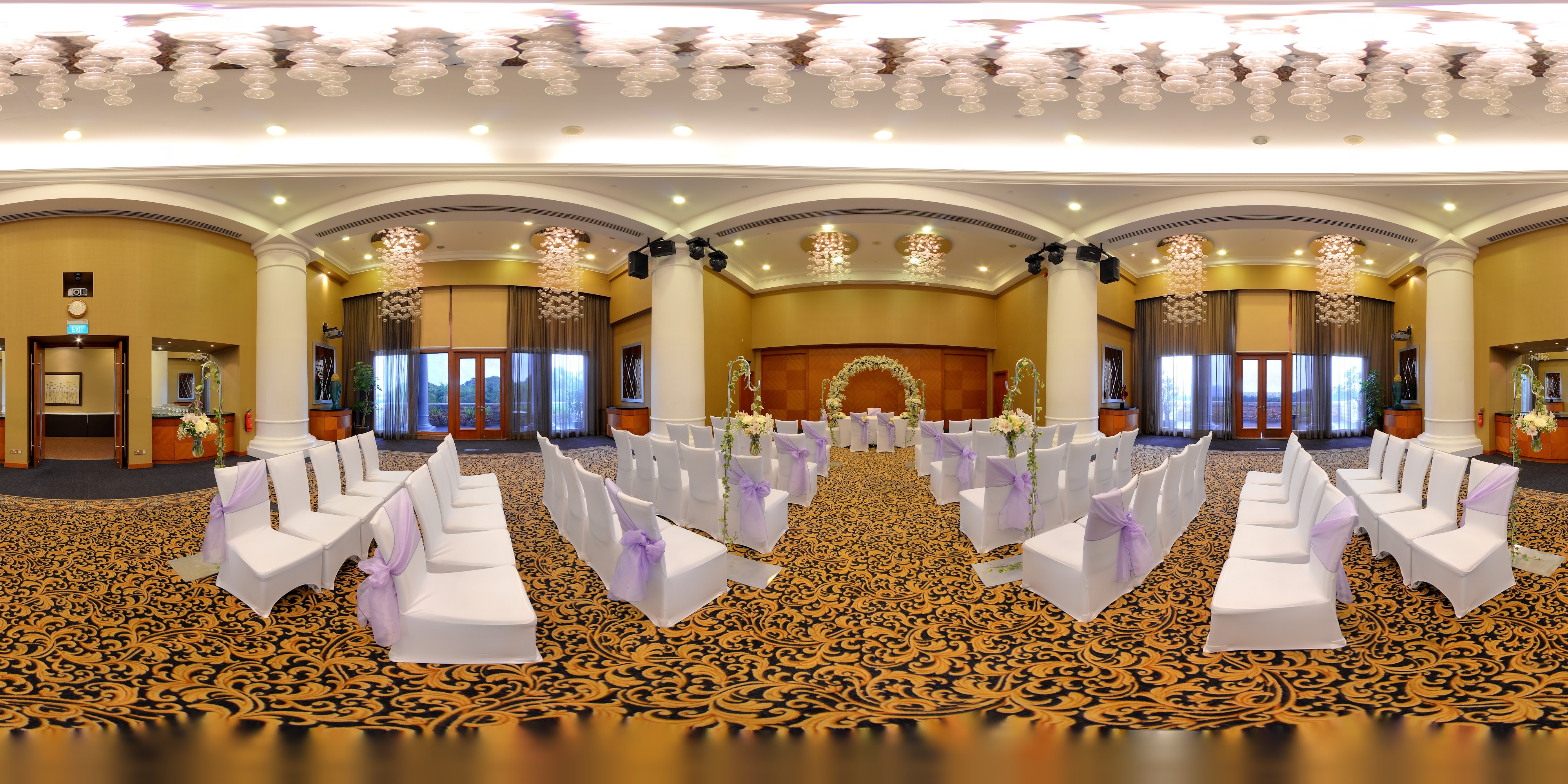 Elegant Wedding Ceremony Setup