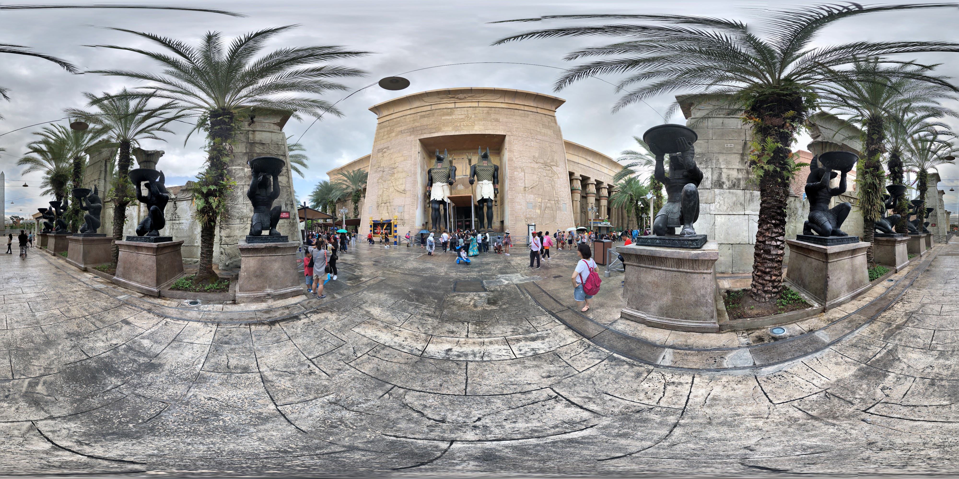 Entrance Statues and Columns