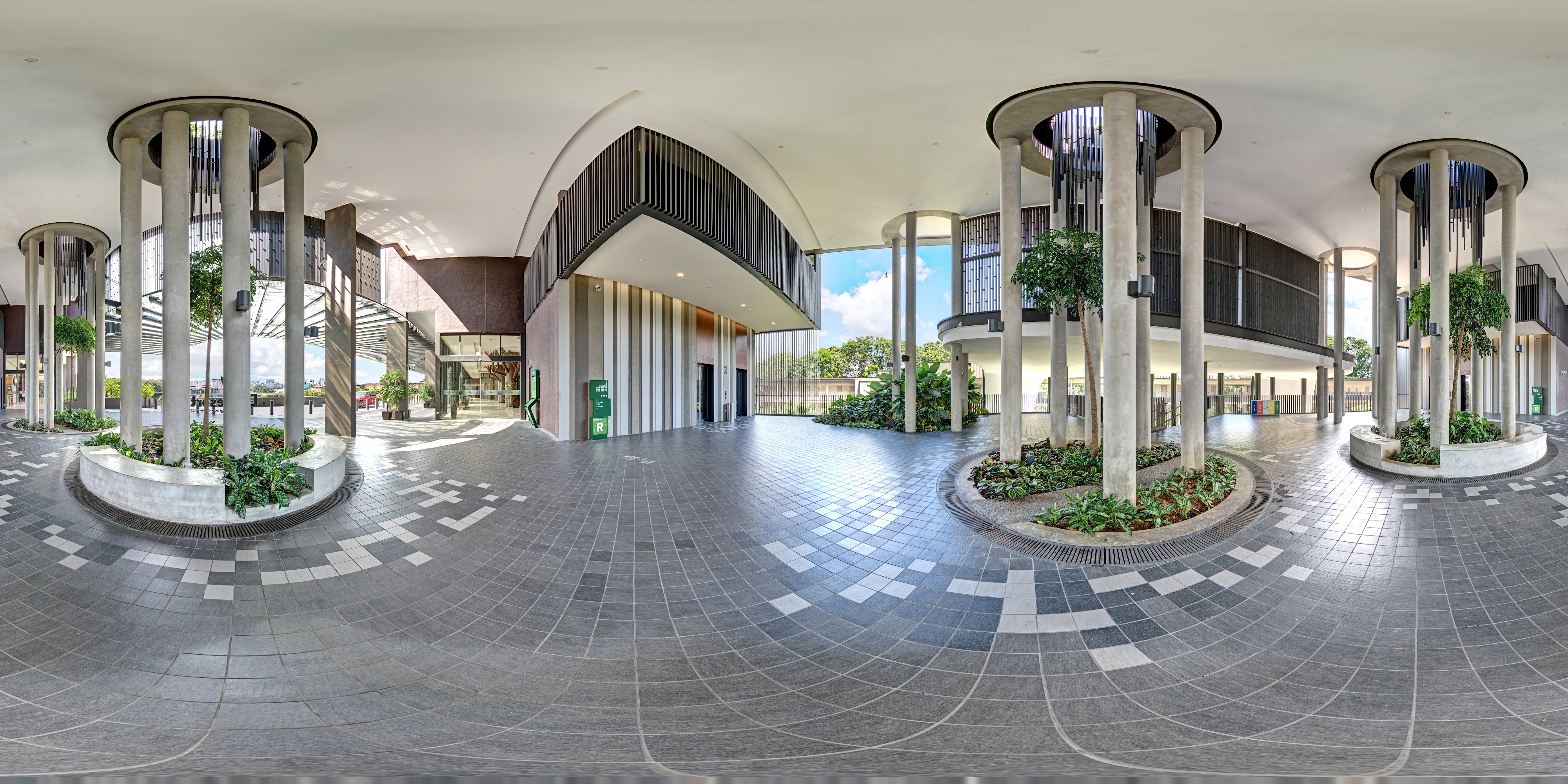 Contemporary Outdoor Courtyard Architecture