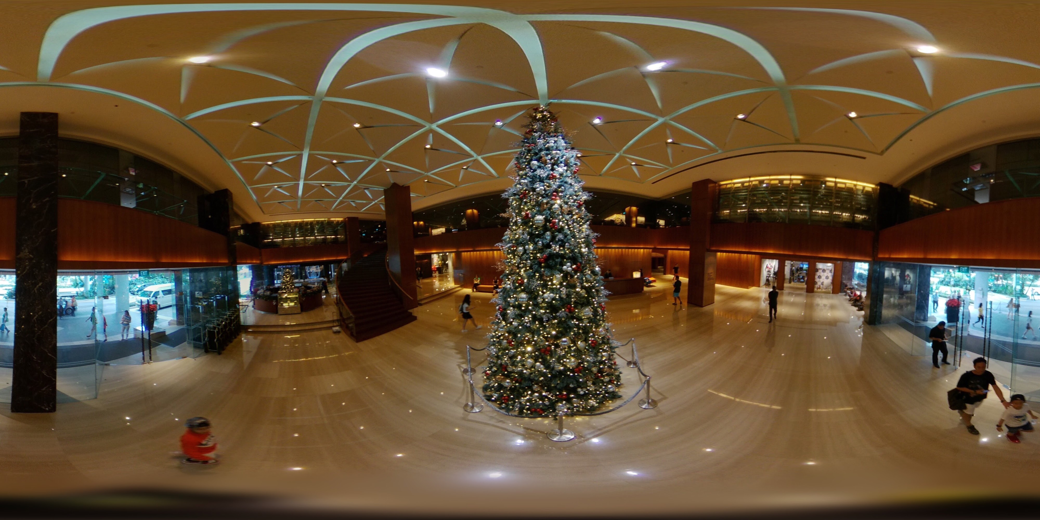Luxurious Lobby Christmas Decor